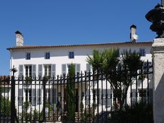 Une maison de la rue Victor Hugo  --  Mont-de-Marsan  --  Ein Haus an der Victor Hugo Strasse