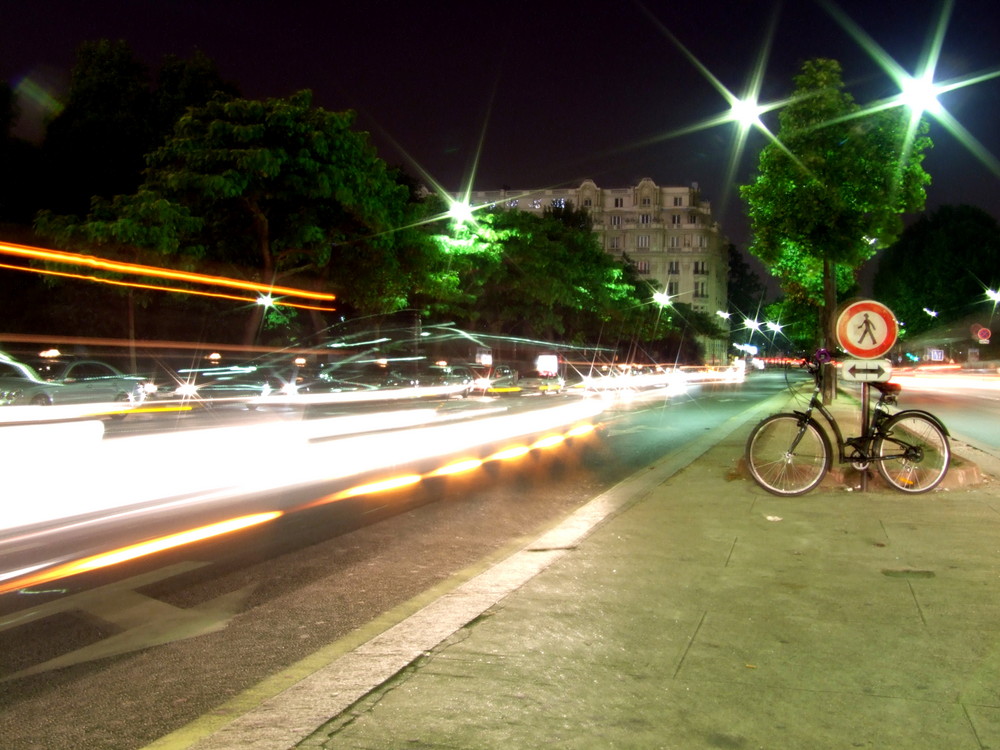 Une nuit à Paris de Zouh 