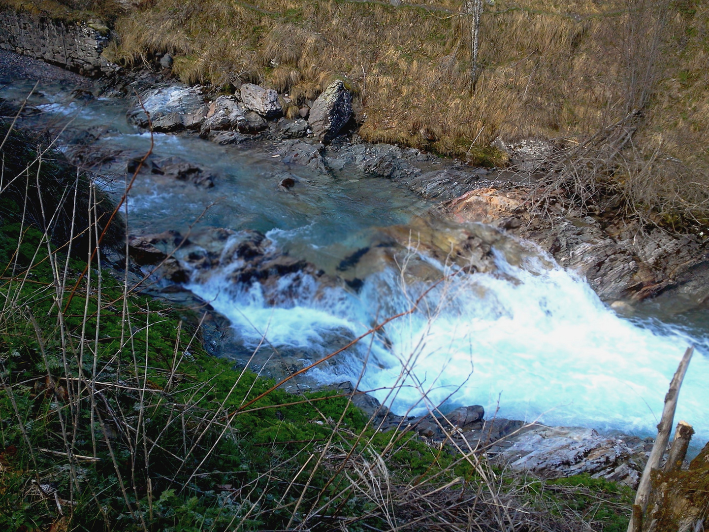 Une rivière à Gavarnie.