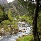 Une rivière torrentielle