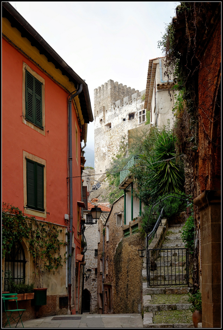 Une rue de Roquebrune Cap Martin