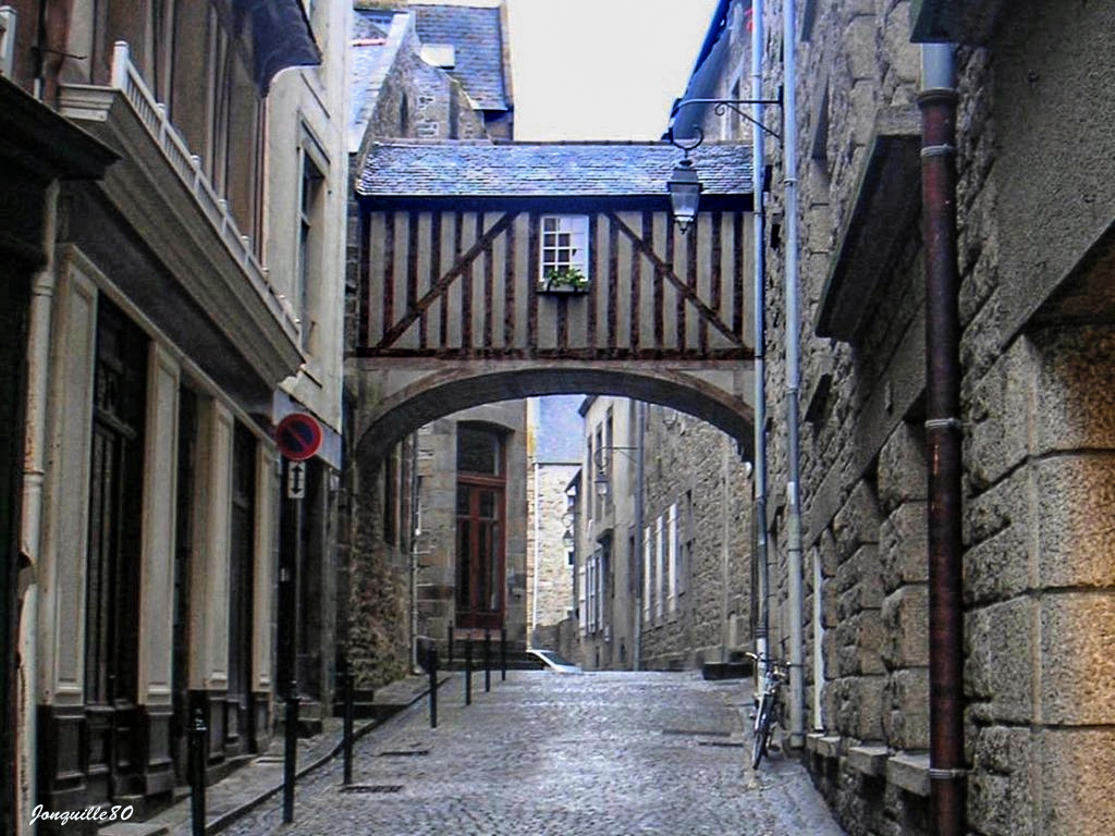 Une rue de St-Malo