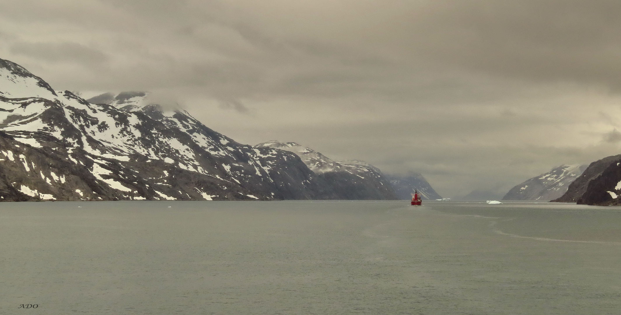 une touche de rouge dans un monde de gris....