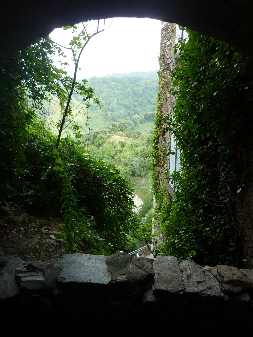 Une vue de loin en Corse