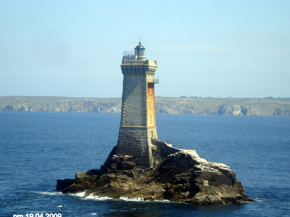 une vue du phare de la vieille