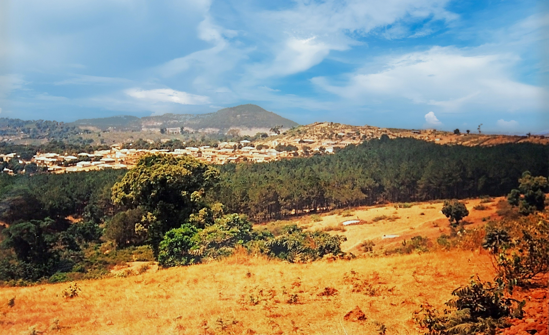 Une vue sur Labé (Fouta Djalon) en fin de saison sèche