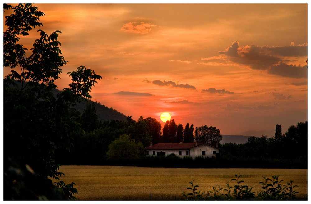 Un'estate, al tramonto