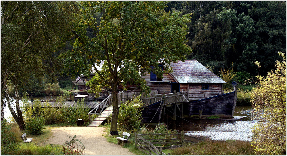 ... ungarische Donauflußmühle ...