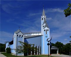 Ungarn_ Hévíz_Blau_Kirche "Heiliger Geist"