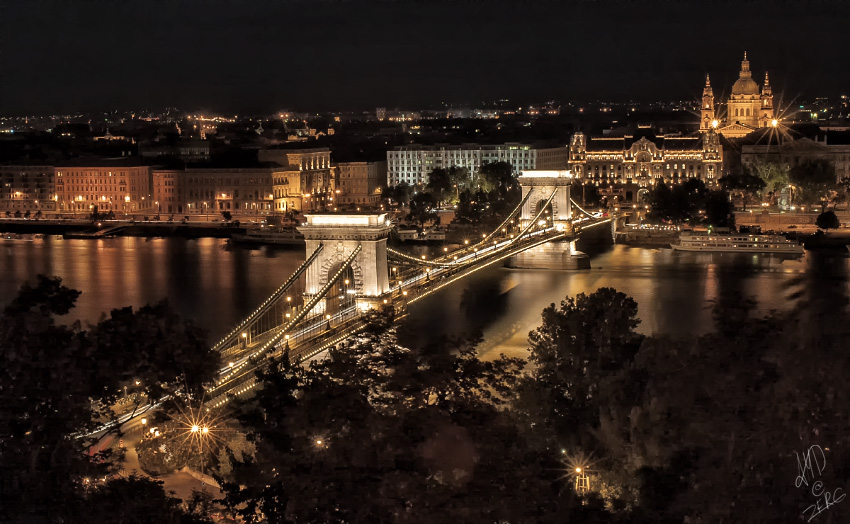 Ungarn in night