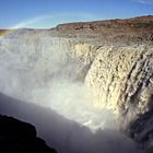 Ungebändigte Energie am Dettifoss