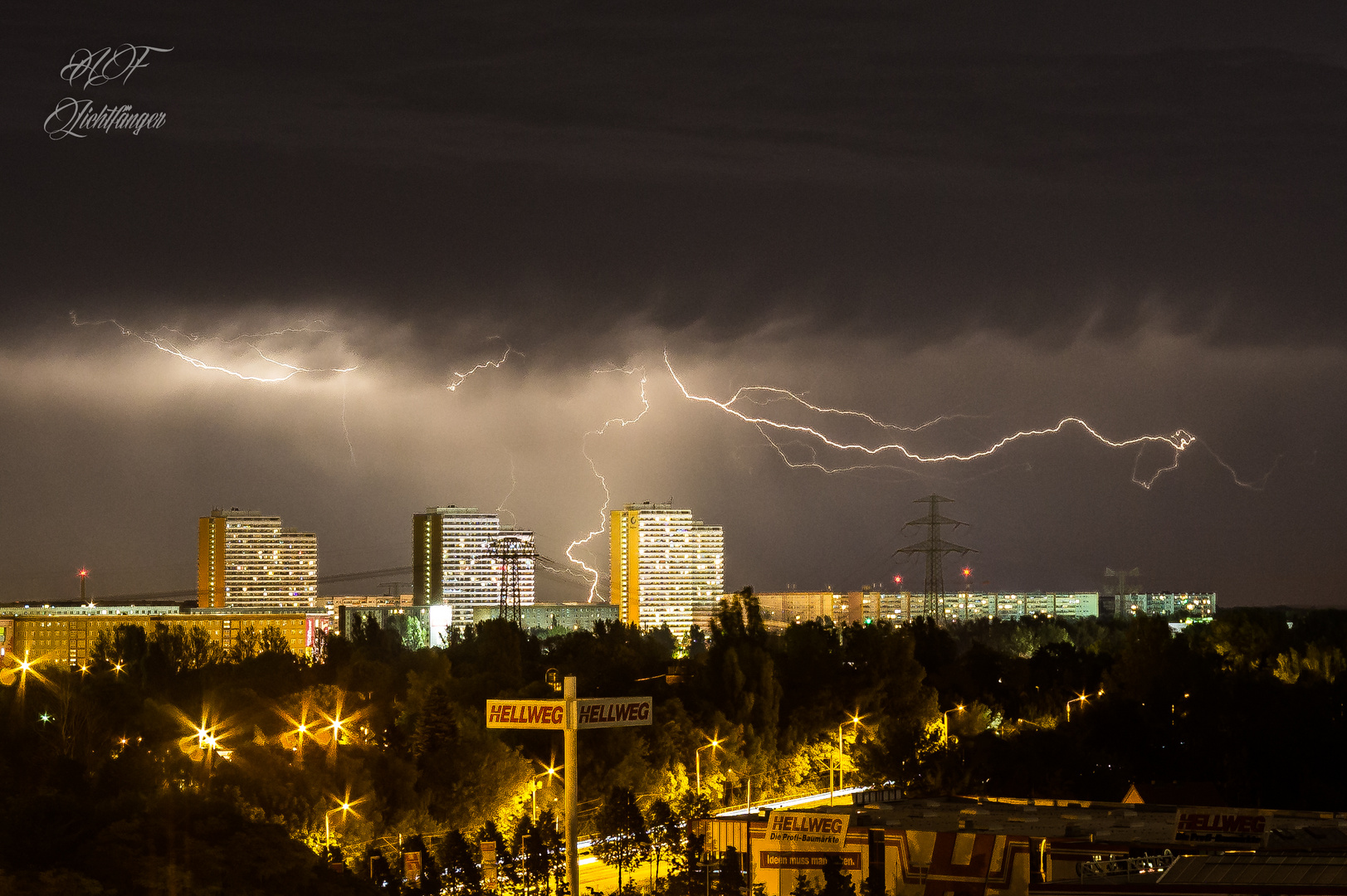 Ungewitter über Berlin Marzahn