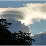 Ungewöhnliche Wolkenbildung 2