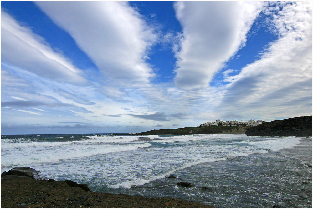 ungewöhnlichw Wolkenstimmung in Punta de los Requetes