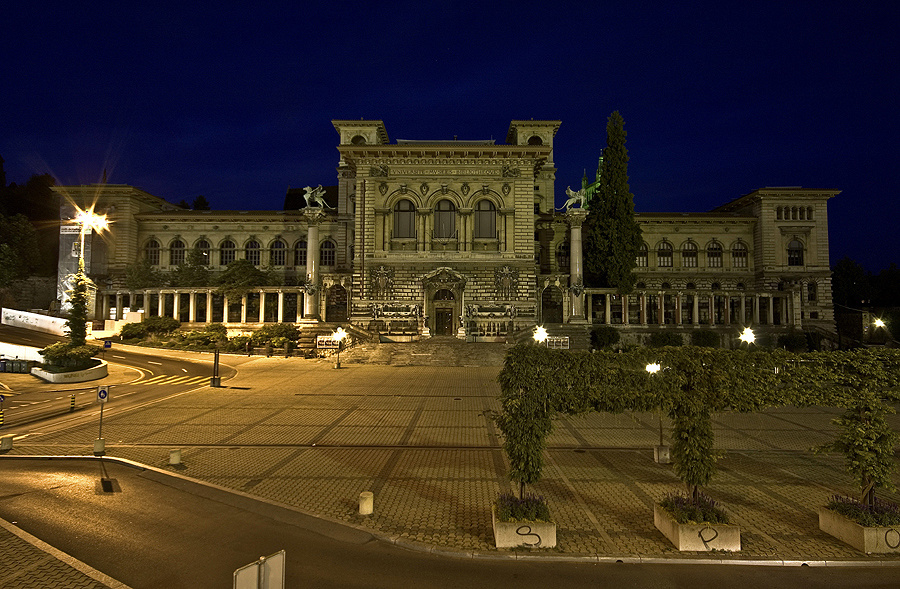 Uni - Lausanne