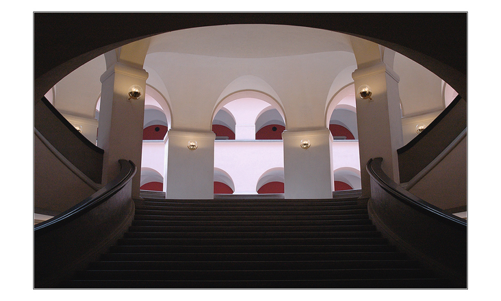 Uni Stairs