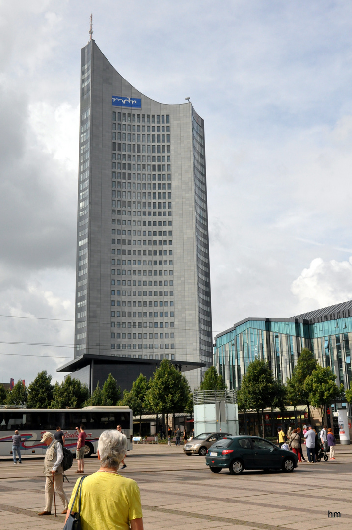 Unihochhaus Leipzig -" Weisheitszahn"