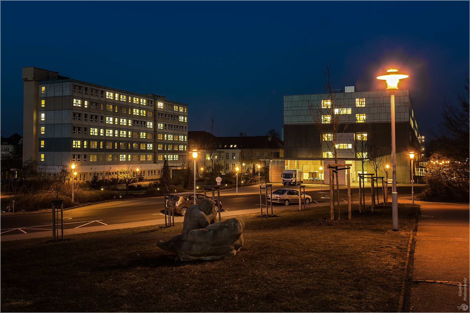 Uniklinikum Magdeburg, Blick vom Mensaeingang