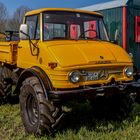 UNIMOG 406.121 - geschlossenes Fahrerhaus