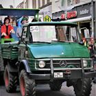 Unimog als Zugmaschine im Karneval