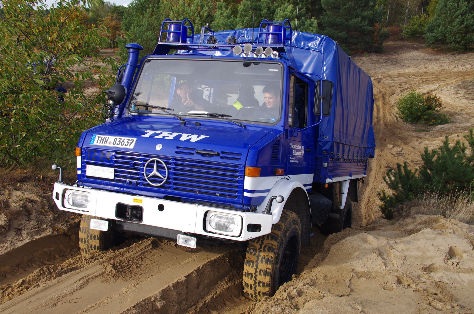 Unimog am Hang