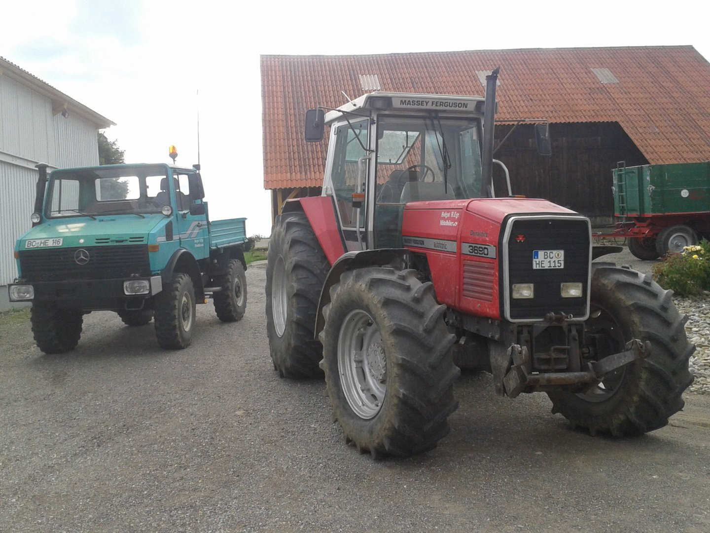 Unimog und Massey Ferguson :)