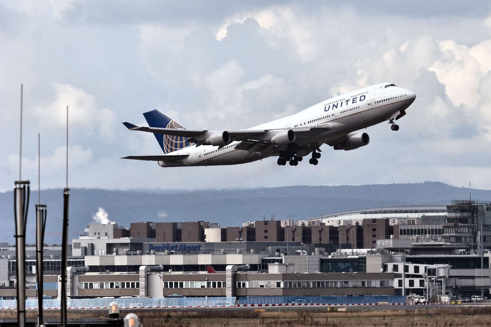 United Airlines Boeing 747