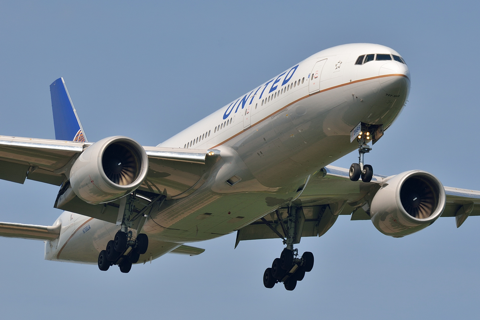 United Airlines  Boeing 777