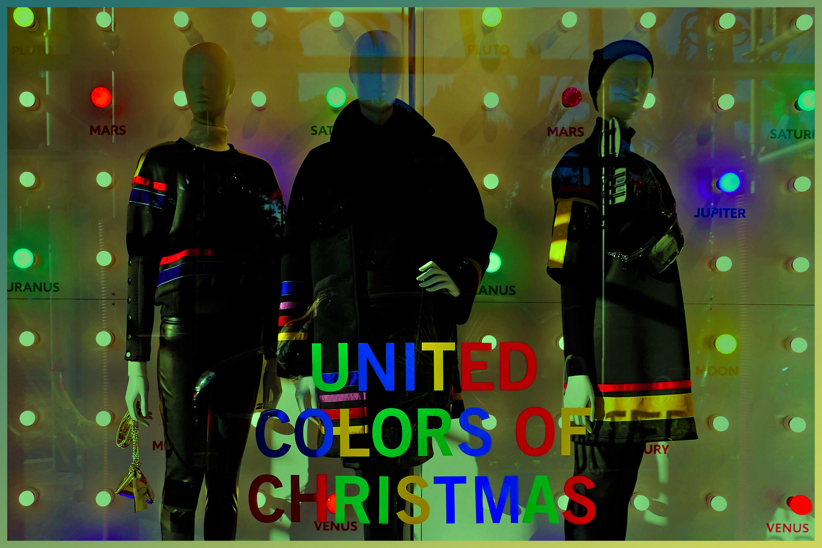  united colors of  christmas!