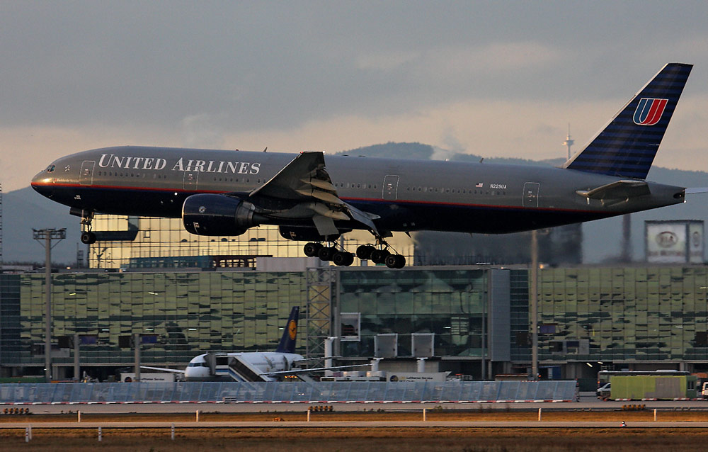 UNITED IM ENDANFLUG