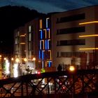 United Planet mit letztem Brückensitzer auf der Wiwilibrücke in Freiburg