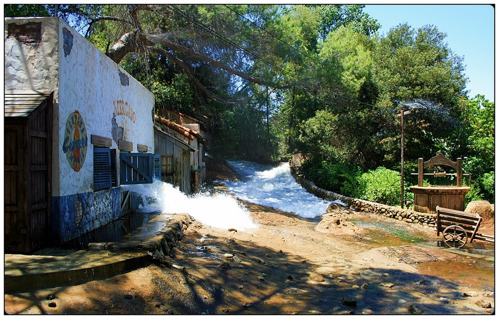 Universal Pictures L.A. - Achtung Hochwasser