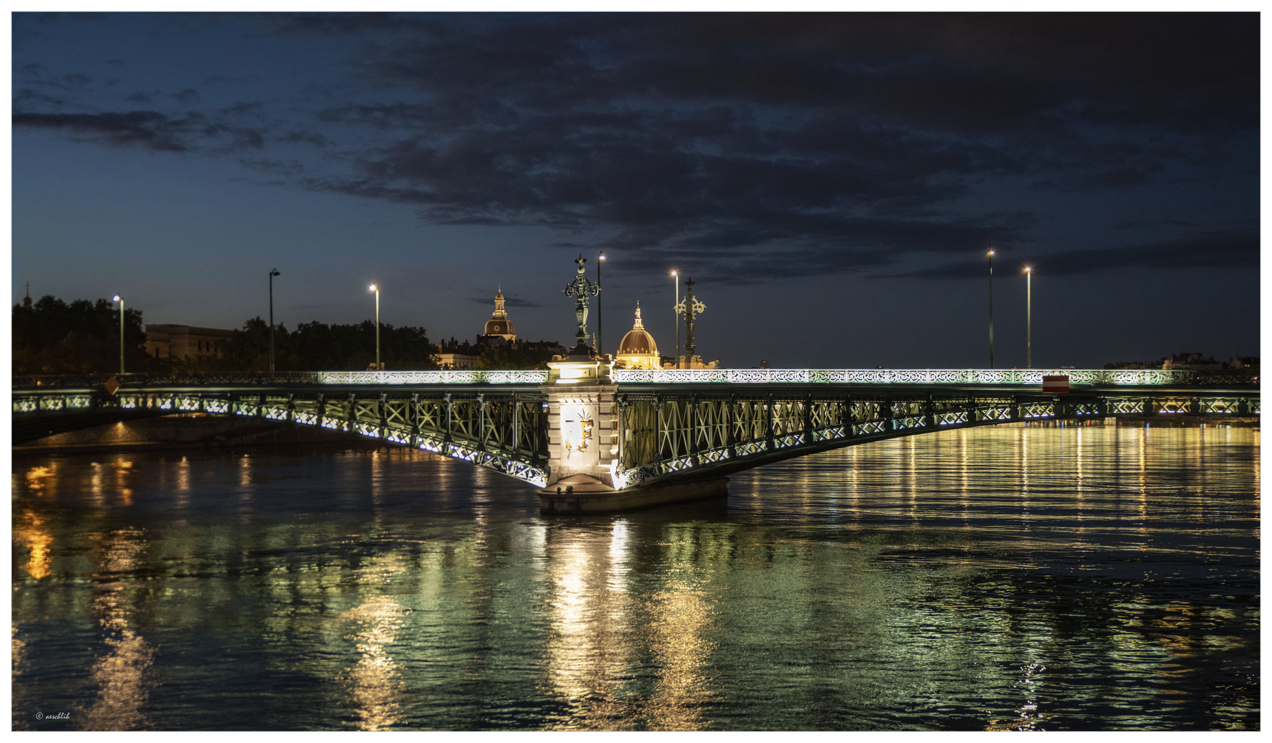 Universitätsbrücke