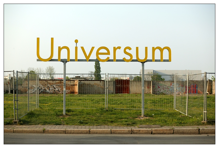 Universum