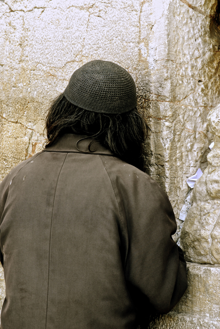 UNKNOWN PRAYER, WAILING WALL, JERUSALEM