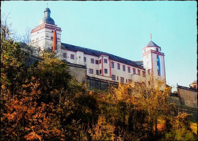 Unmittelbarer Blick auf die Marienburg