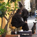 Uno scatto rubato..quando un uomo e un amico fedele condividono la vita e le speranze mi fa pensare.