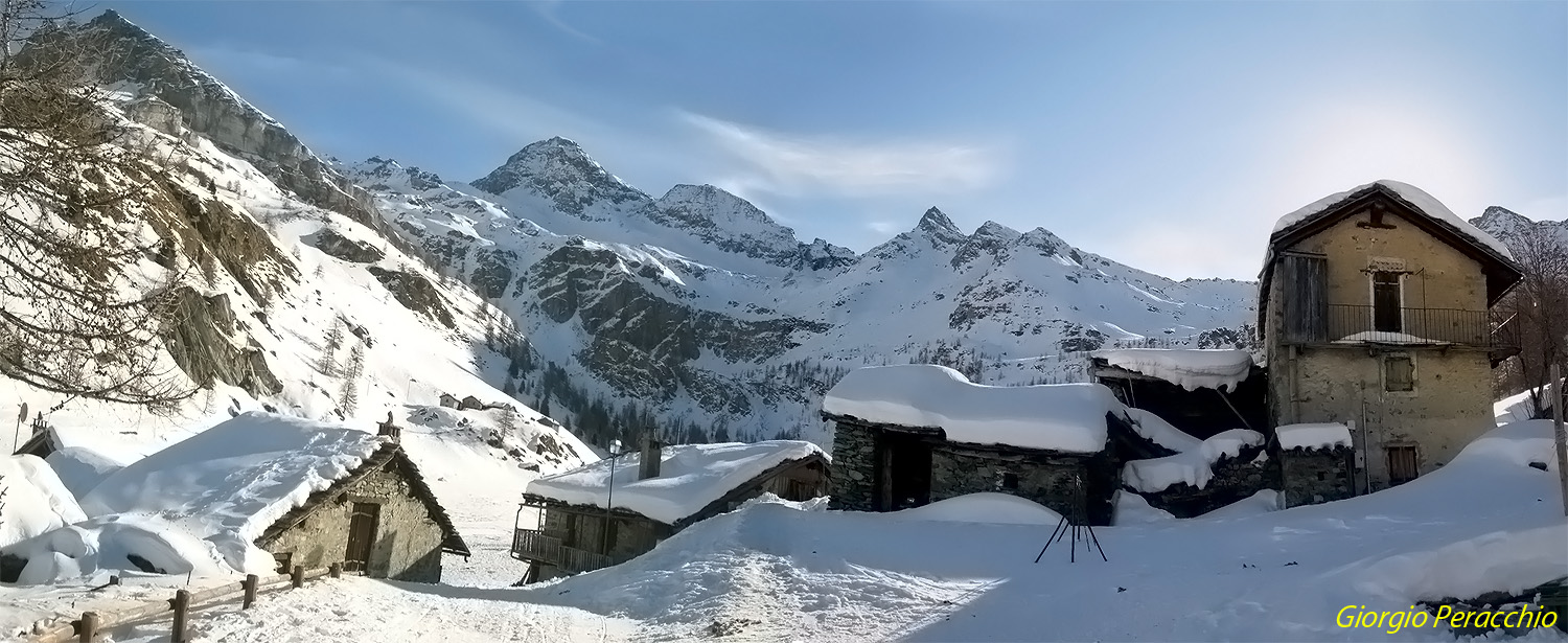 Uno sguardo e via nella neve