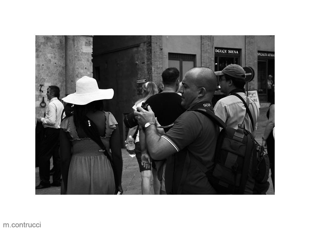 Un'ora a Siena - Il fotografo.....