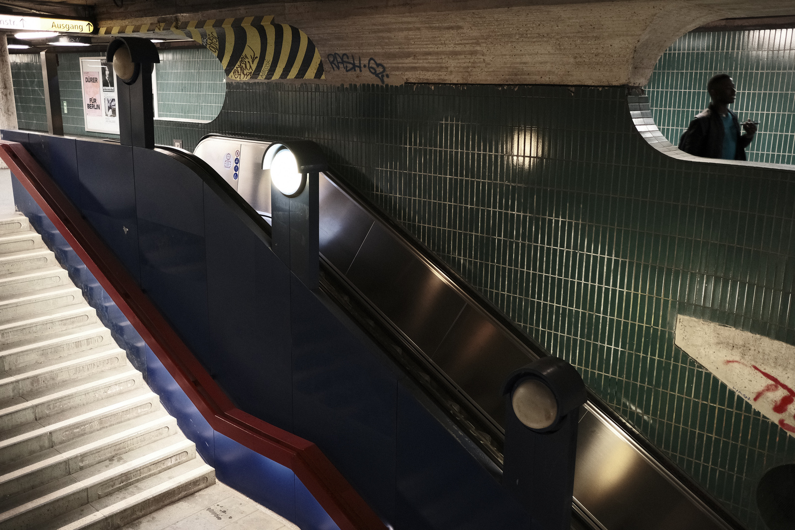 Unorte 03 Foto & Bild lost places, architektur, ubahn Bilder auf