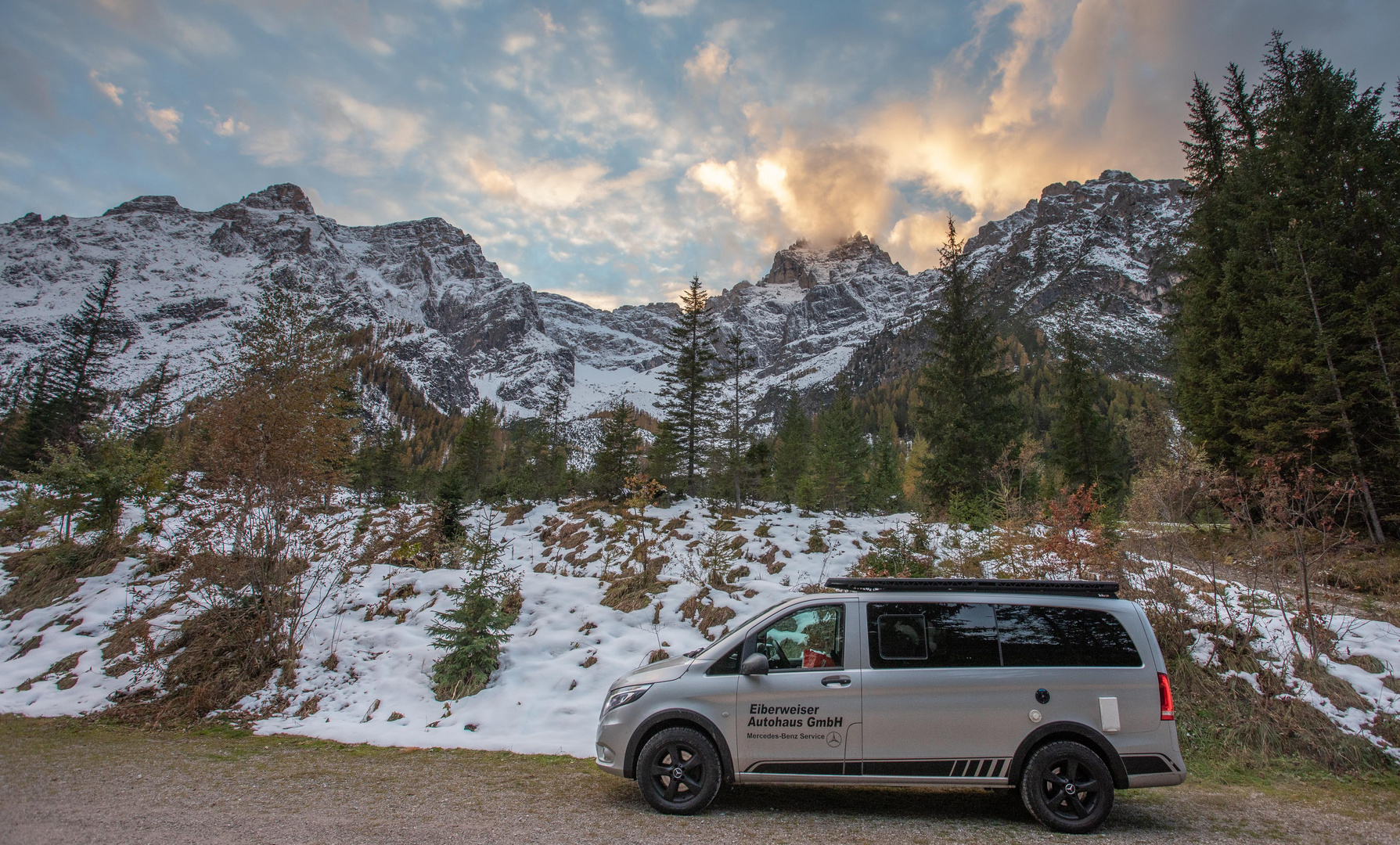 Unser Allrad-Camper II mit warmer Außendusche