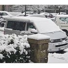 unser Auto im Schneetreiben...............