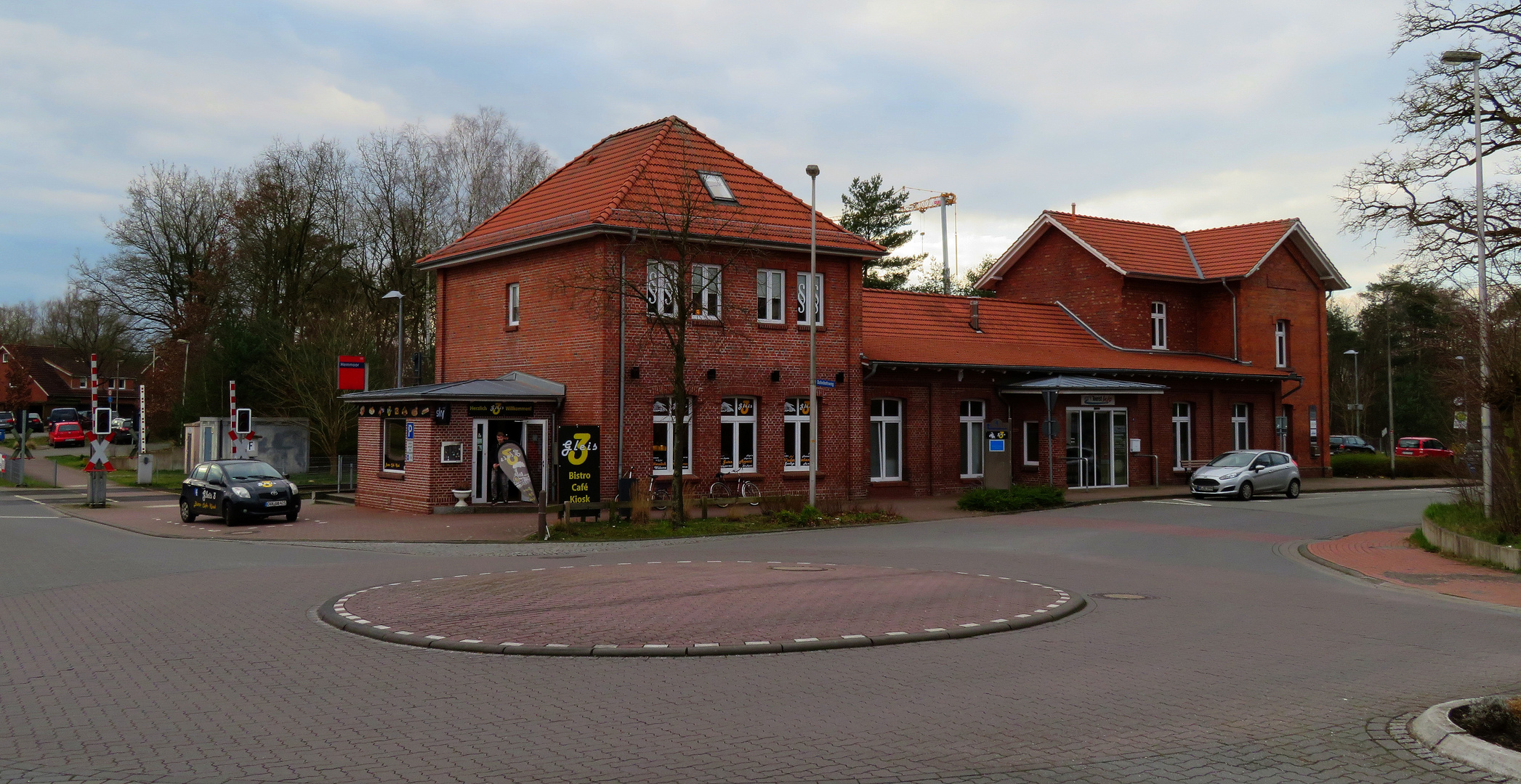 unser Bahnhof ... 