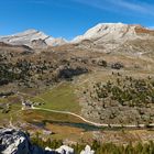Unser Quatier, die Lavarella-Hütte 2045 m (Foto unten) ist in Sicht, auf der kleinen Fanes Alm... 