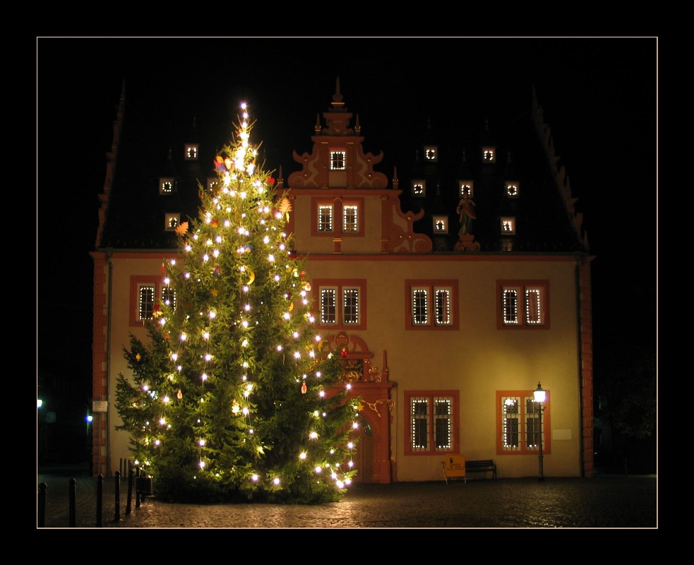 Unser Rathaus (andere Belichtung)