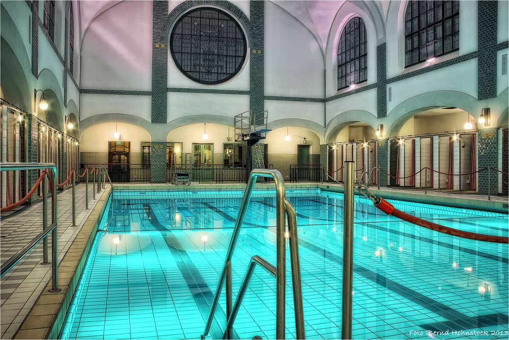 unser Schwimmbad zu Viersen Foto & Bild architektur, profanbauten