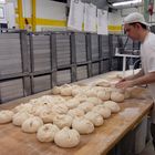 Unser täglich Brot - noch in Handfertigung liebevoll hergestellt^