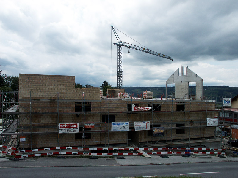 Unsere Etage ist erreicht. Der Westgiebel ist aus Beton