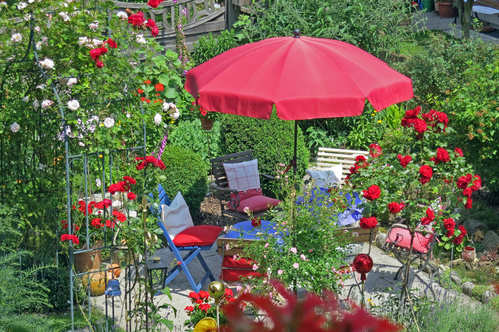 Unsere Gartenterrasse wartete auf Gäste