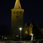 Unsere Kirche am Abend